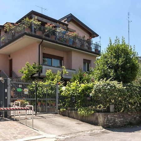 Villa Francesco Appartamento La Ruota เดเซนซาโนเดลการ์ดา ภายนอก รูปภาพ